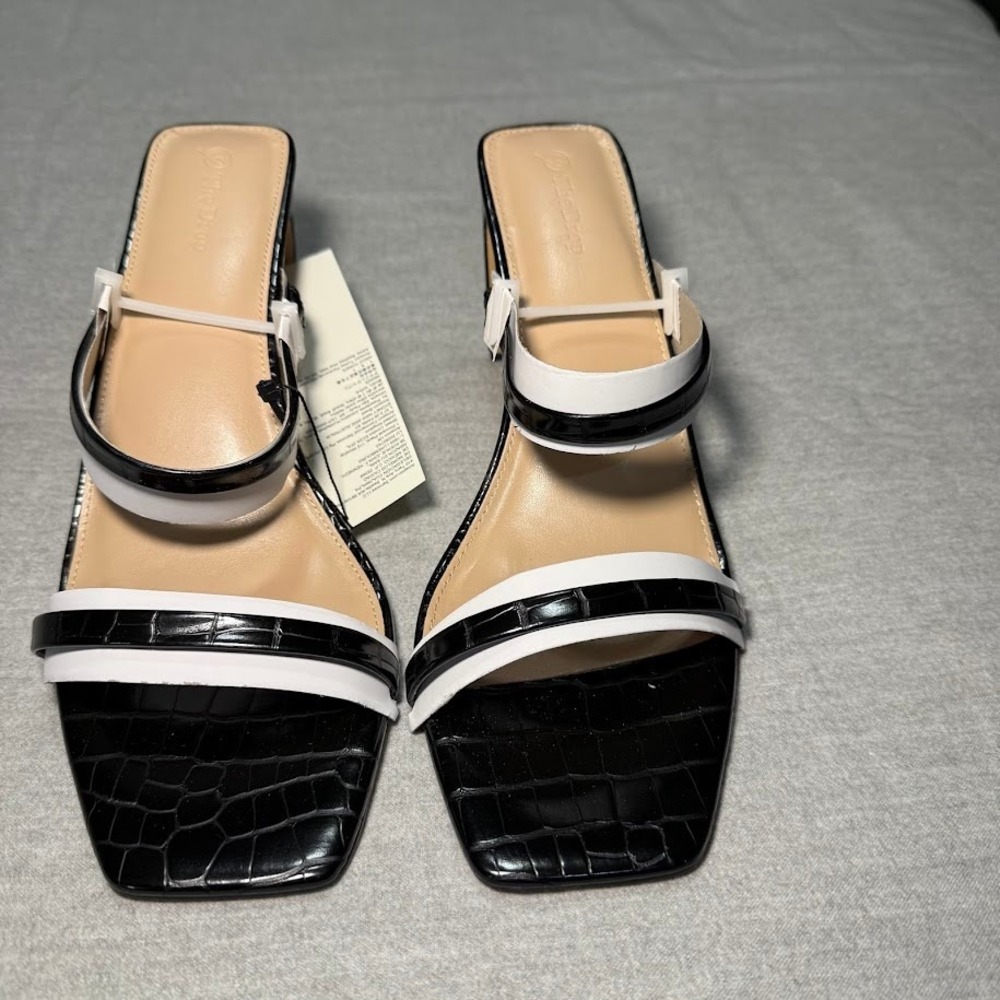 The Drop Women's Avery Black Crocodile Embossed Block Heel Slide Sandals Sz 13